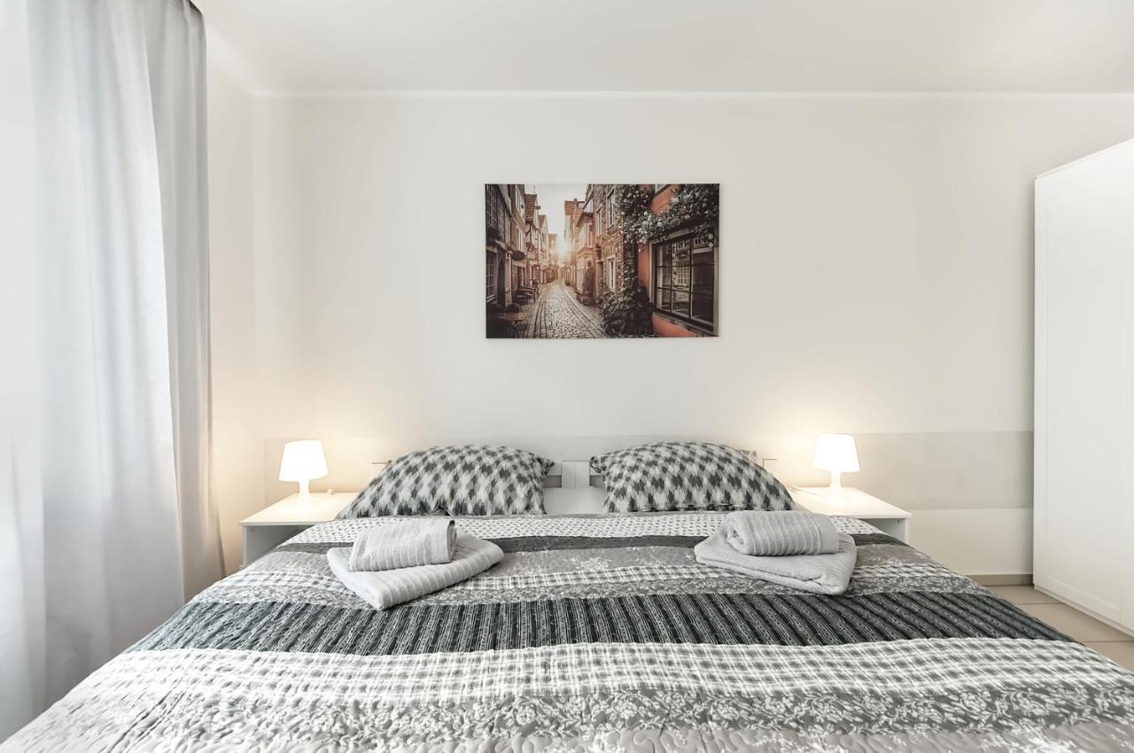 Modern Wohnen I Smart Tv I Terrasse I 2X Parkplatz I 2 Schlafzimmer I 6 Schlafplaetze Bad Oeynhausen Buitenkant foto