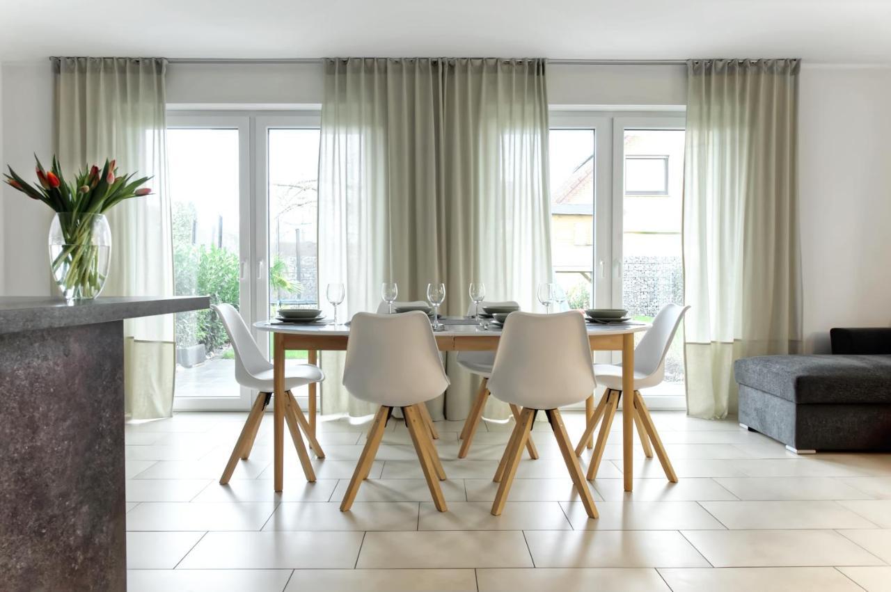 Modern Wohnen I Smart Tv I Terrasse I 2X Parkplatz I 2 Schlafzimmer I 6 Schlafplaetze Bad Oeynhausen Buitenkant foto